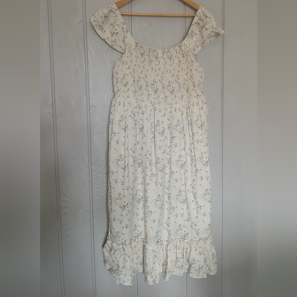Romantic Floral Cottage Core Floral White Dress Ruffle Hem Size XL